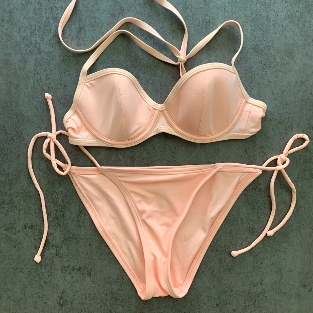 Victoria’s Secret 2 Piece Swimsuit in Light Pink XS Bottoms and 32B Top
